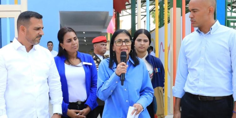 integrantes-da-ditadura-da-venezuela-voltam-ao-x-e-restabelecem-acesso-a-rede-social-no-pais
