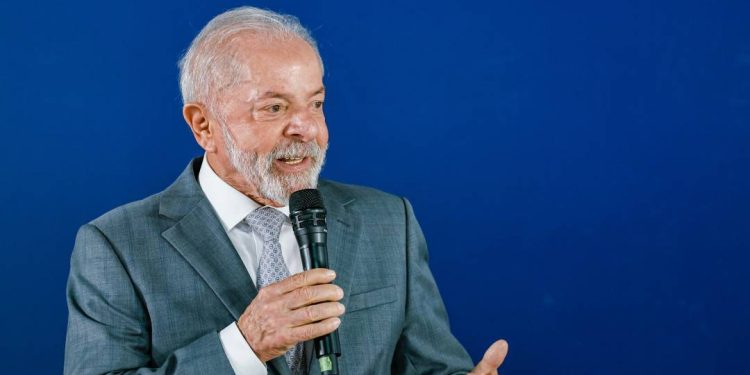 por-que-uma-ala-do-pt-cogita-uma-chapa-pura-na-disputa-pele-planalto-em-2026