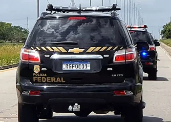 pf-realiza-operacao-para-combater-trafico-de-cocaina-do-pcc