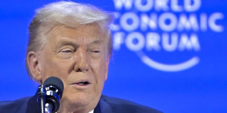 em-davos,-trump-critica-europa-e-reafirma-interesse-na-groenlandia