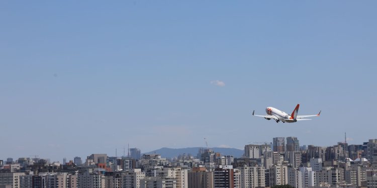 turismo-de-negocios-bate-recorde-e-fatura-r$-13,7-bilhoes-em-2025