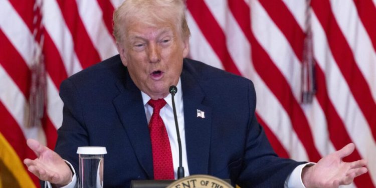 trump-processa-receita-federal-e-tesouro-dos-eua-em-bilhoes-pelo-vazamento-de-dados-fiscais