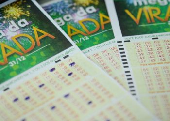 mega-sena-acumula-e-premio-vai-a-r$-130-milhoes
