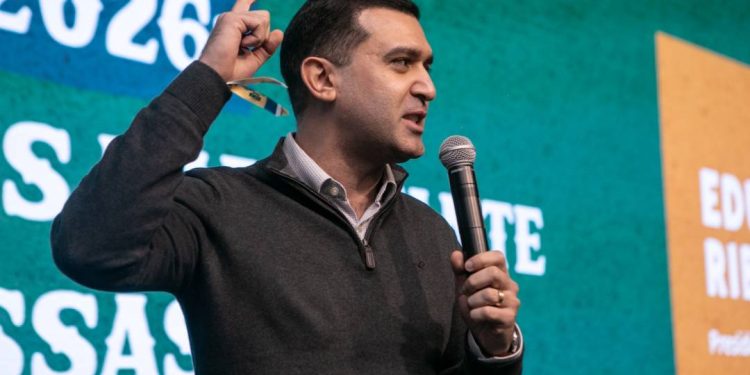 o-que-diz-o-presidente-do-novo-sobre-carol-de-toni-e-a-disputa-ao-senado-em-sc