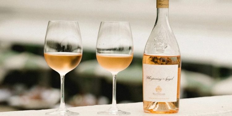 no-radar-de-sabores,-brunch-especial-do-copacabana-palace-com-vinho-rose