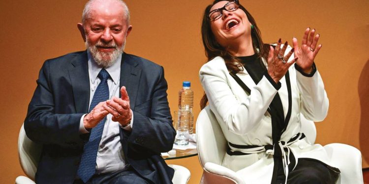 lula-cita-janja,-flamengo-e-corinthians-para-falar-de-convivencia-pacifica-com-opositores