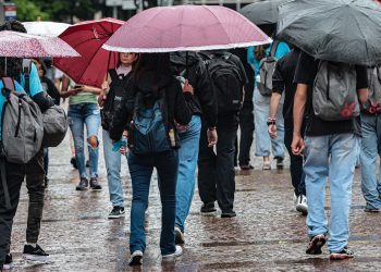 rio,-minas-e-sao-paulo-tem-alerta-de-“grande-perigo”-para-chuvas