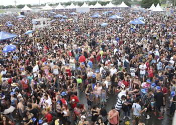 carnaval-requer-prevencao-de-acidentes-com-rede-eletrica,-diz-abradee