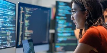 ‘mais-dificil-parar’:-ia-nao-reduz-trabalho,-mas-o-intensifica,-diz-estudo