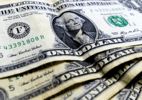 dolar-fecha-em-alta-em-dia-de-divulgacao-de-desempenho-do-comercio