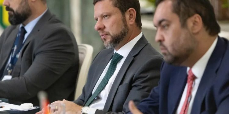 entenda-o-calculo-em-bilhoes-do-governo-castro-para-a-nova-concessao-de-gas-no-rio