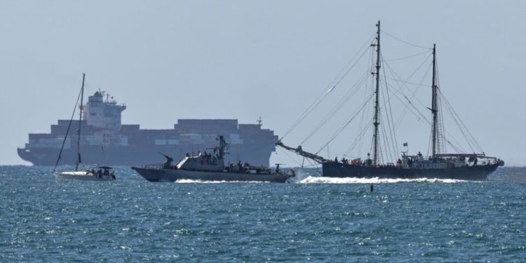 ativistas-de-esquerda-que-organizaram-flotilha-para-gaza-convocam-outra,-com-destino-a-cuba