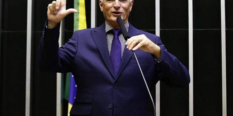deputado-do-pt-tem-24-horas-para-se-retratar-por-montagem-com-bolsonaro-e-vorcaro
