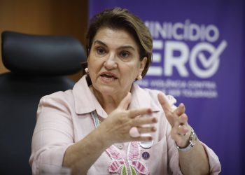 curriculo-escolar-tera-conteudo-de-violencia-contra-as-mulheres,-diz-ministra
