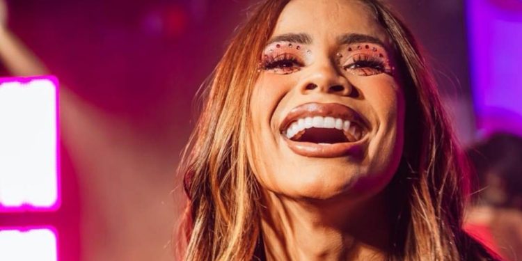 indireta-pra-alguem?-lexa-critica-leilao-de-cargos-no-carnaval