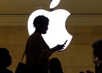 apple-fara-evento-em-marco-que-pode-apresentar-iphone-17e-e-macbook-‘barato’