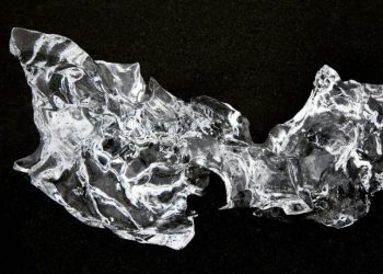 cientistas-capturam-imagens-do-crescimento-de-cristais-em-metal-liquido-pela-primeira-vez
