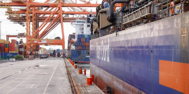 brasil-e-o-grande-vencedor-da-reviravolta-tarifaria-nos-eua,-diz-jornal-britanico