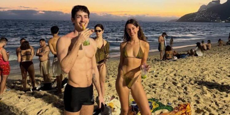 manu-rios-se-declara-para-brasil-e-andre-lamoglia-reage-(fotos)