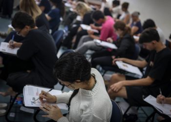 fuvest-esclarece-calculo-de-notas-da-redacao-do-vestibular