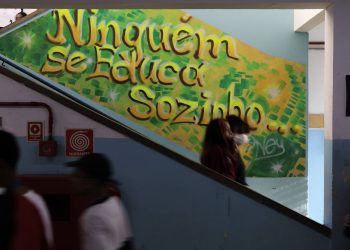 governo-tarcisio-nao-divulga-desempenho-de-alunos-do-ensino-medio-em-avaliacao