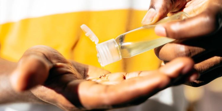 mais-de-150-lubrificantes-e-geis-de-massagem-sao-proibidos-por-irregularidade-sanitaria