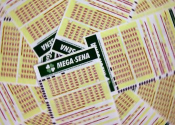 mega-sena-sorteia-nesta-terca-feira-premio-acumulado-em-r$-15-milhoes