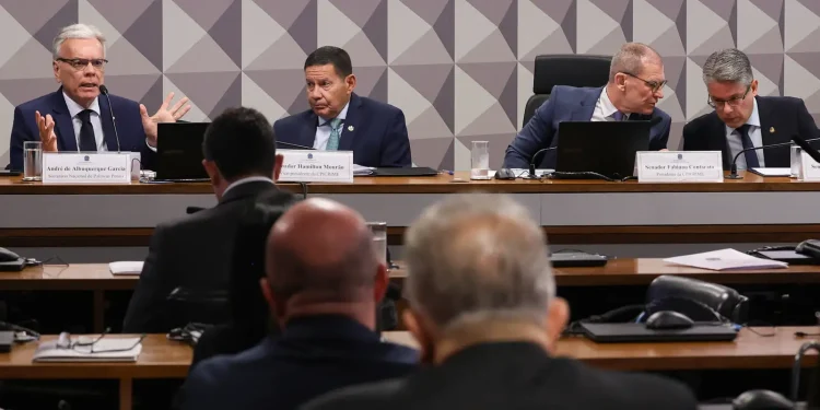 cpi-do-crime-organizado:-com-habeas-corpus,-ibaneis-falta-de-novo