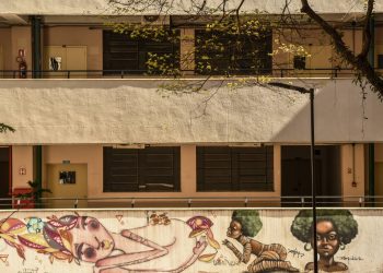puc-sp-prepara-plano-de-demissao-voluntaria-para-incentivar-professores-a-aposentar
