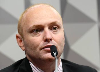 moraes-reduz-pena-de-hacker-da-‘vaza-jato’-em-100-dias-apos-aprovacao-no-enem