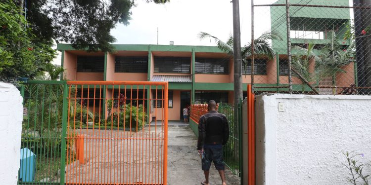 como-a-reforma-tributaria-impacta-a-mensalidade-escolar