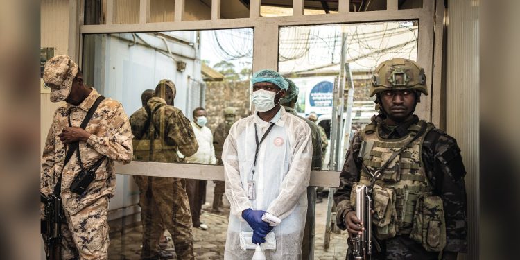 surto-de-ebola-pode-se-tornar-um-dos-maiores-da-historia,-alertam-cientistas
