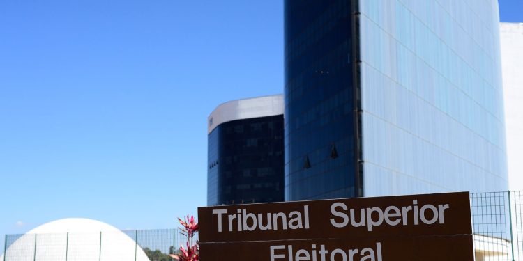 tse-interrompe-julgamento-de-decisao-que-suspendeu-pesquisa-eleitoral
