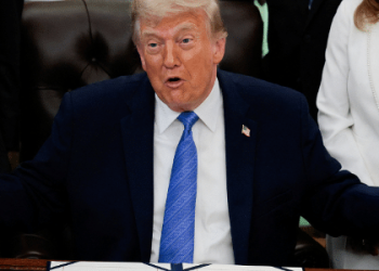 trump-diz-que-adora-a-inflacao-e-preve-queda-do-petroleo-apos-guerra