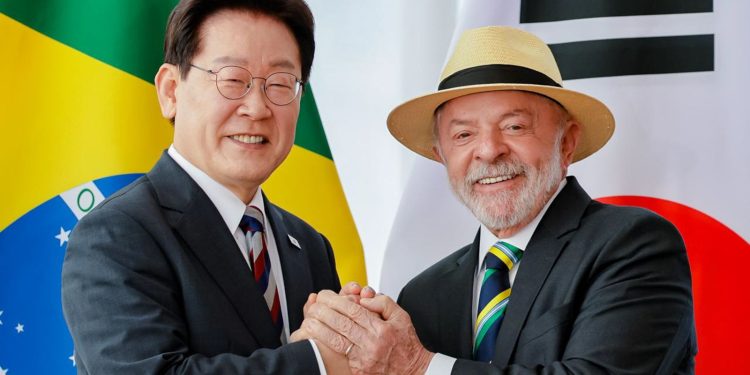 carne,-alcantara-e-mercosul:-brasil-e-coreia-do-sul-firmam-acordos