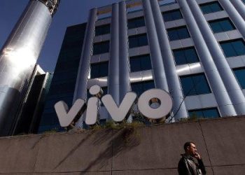 lucro-da-telefonica,-dona-da-vivo,-cresce-17%-e-chega-a-r$-1,6-bi-no-2o-tri