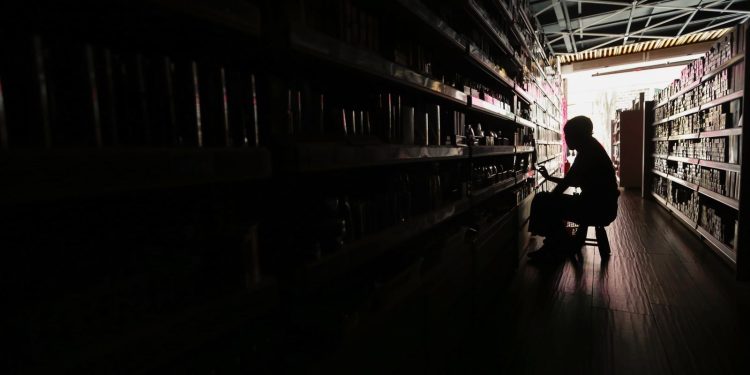 saiba-como-pedir-ressarcimento-por-prejuizos-com-a-falta-de-energia