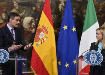 crise-em-ceuta:-italia-avalia-suspender-tratado-de-livre-circulacao-com-a-espanha