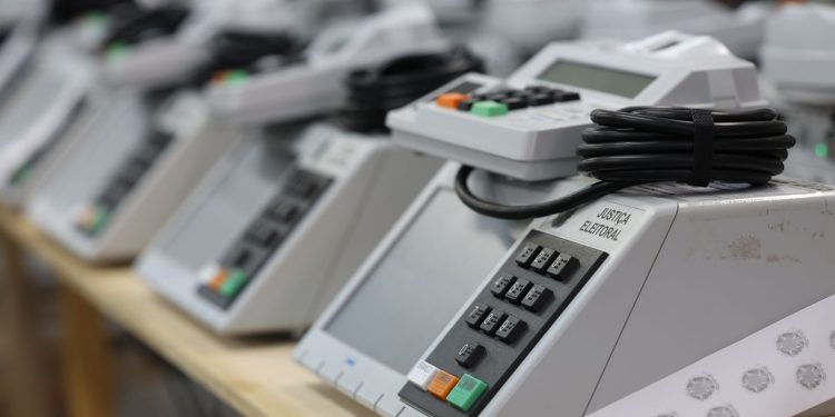 em-convencao,-pstu-lanca-chapa-para-concorrer-a-presidencia