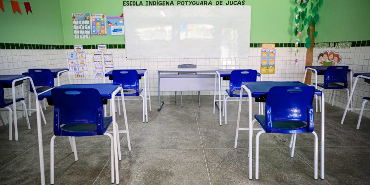proposta-para-educacao-poderia-mesclar-experiencias-cearense-e-chilena