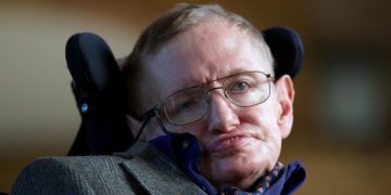a-previsao-importante-de-stephen-hawking-confirmada-50-anos-depois
