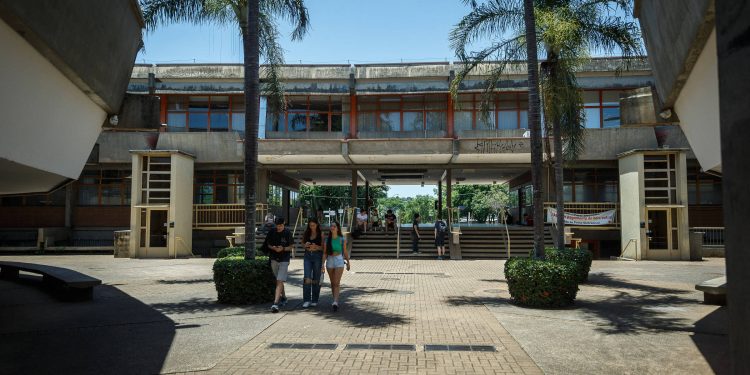 unicamp-abre-inscricoes-para-vestibular-2027-com-novos-cursos-de-ia-e-relacoes-internacionais