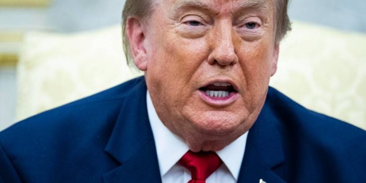 trump-compara-crise-em-ceuta-a-politica-de-fronteiras-abertas-dos-democratas