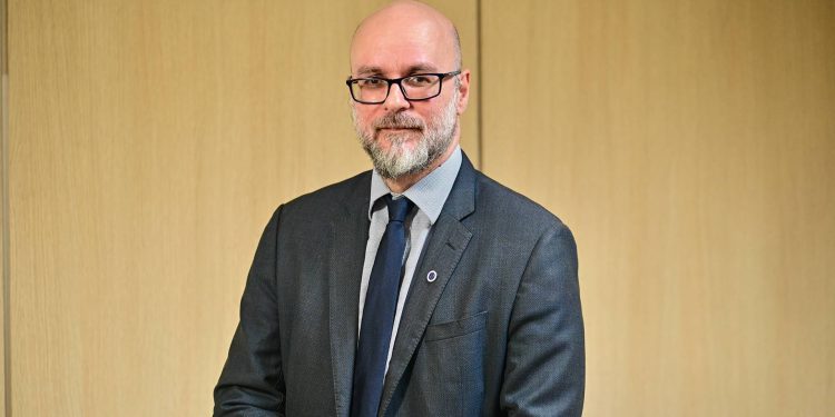 um-quarto-do-pib-do-brasil-passa-por-aqui,-diz-diretor-presidente-da-anvisa