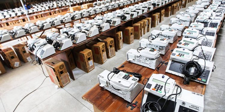 80-milhoes-de-eleitores-ainda-nao-escolheram-um-candidato-a-presidencia