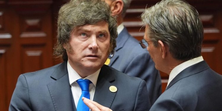 apos-pressao,-milei-retira-fim-do-limite-a-compra-de-terras-por-estrangeiros-de-projeto-de-lei