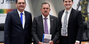 usp-anula-concurso-para-professor-apos-aprovado-apresentar-cartas-de-ministros-do-stf