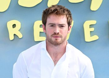 revelado-o-jovem-astro-que-sera-ciclope-em-novo-‘x-men’