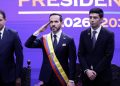 de-la-espriella-toma-posse-na-colombia-prometendo-liberdade-e-combate-ao-crime