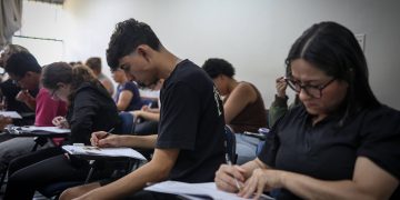 novos-livros-obrigatorios-da-fuvest-elevam-exigencia-interpretativa-de-candidatos